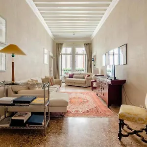  Apartment San Samuele Italy